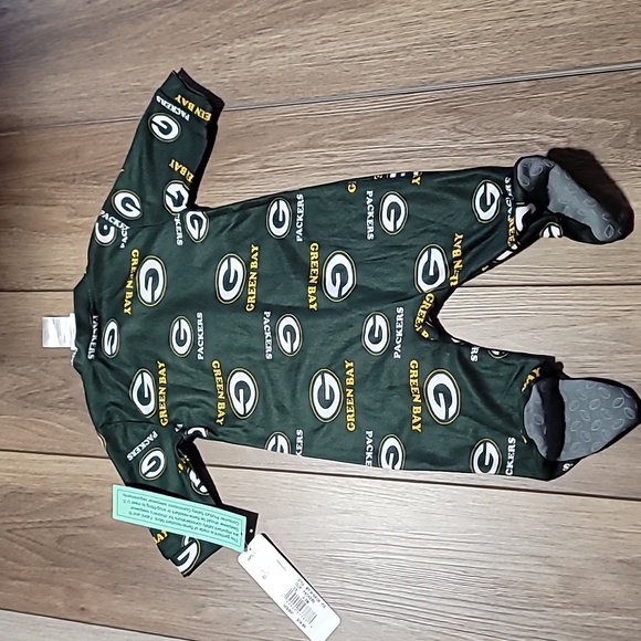 GREENBAY PACKERS INFANT ONSIES SIZE 0-4 MONTHS - Picture 9 of 13